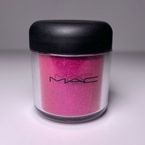 Brand New Reflects Very Pink Mac Cosmetics